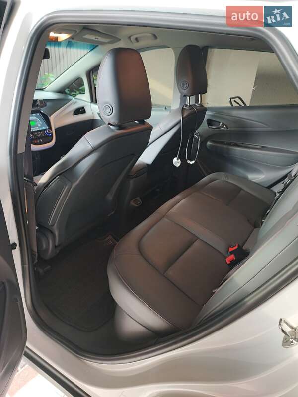 Хетчбек Chevrolet Bolt EV 2017 в Києві