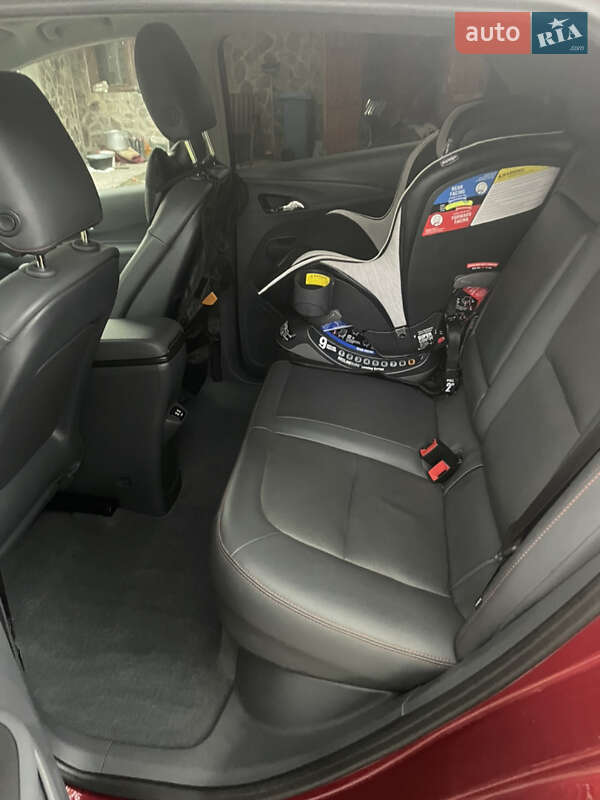 Хэтчбек Chevrolet Bolt EV 2017 в Ужгороде