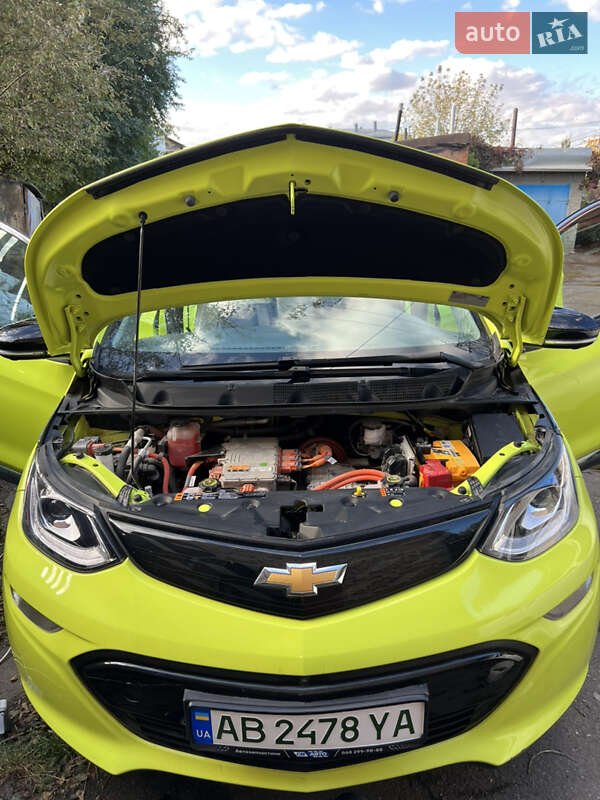 Хэтчбек Chevrolet Bolt EV 2018 в Виннице