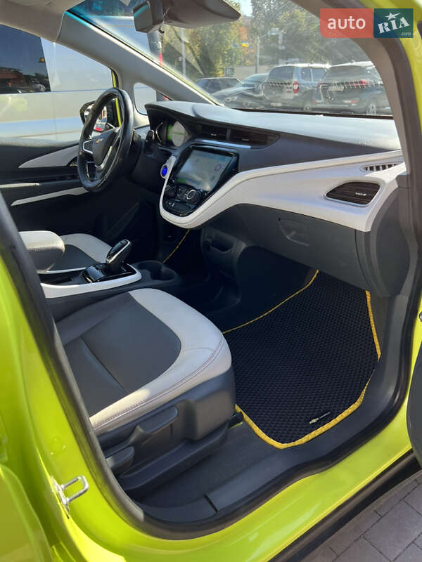 Хэтчбек Chevrolet Bolt EV 2018 в Виннице