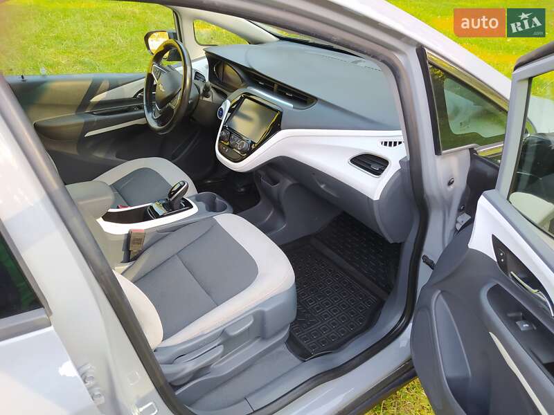 Хэтчбек Chevrolet Bolt EV 2019 в Тернополе