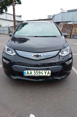 Хэтчбек Chevrolet Bolt EV 2017 в 