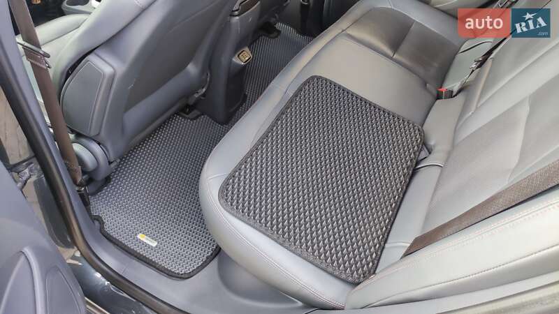 Хэтчбек Chevrolet Bolt EV 2016 в Южноукраинске