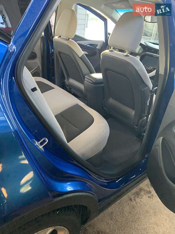 Хетчбек Chevrolet Bolt EV 2021 в Києві фото 18 Хетчбек Chevrolet Bolt EV 2021 в Києві