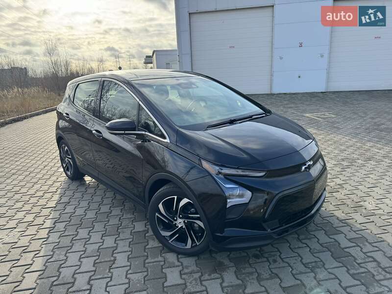 Хэтчбек Chevrolet Bolt EV 2022 в Киеве