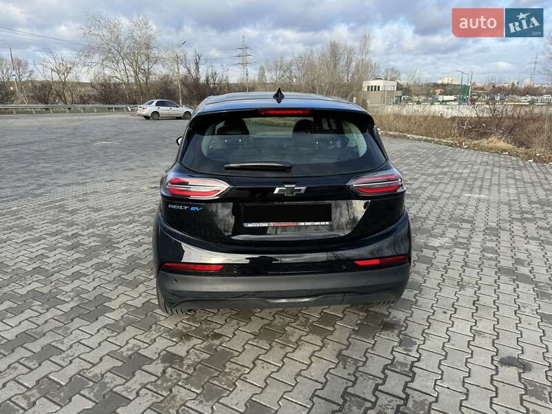 Хэтчбек Chevrolet Bolt EV 2022 в Киеве