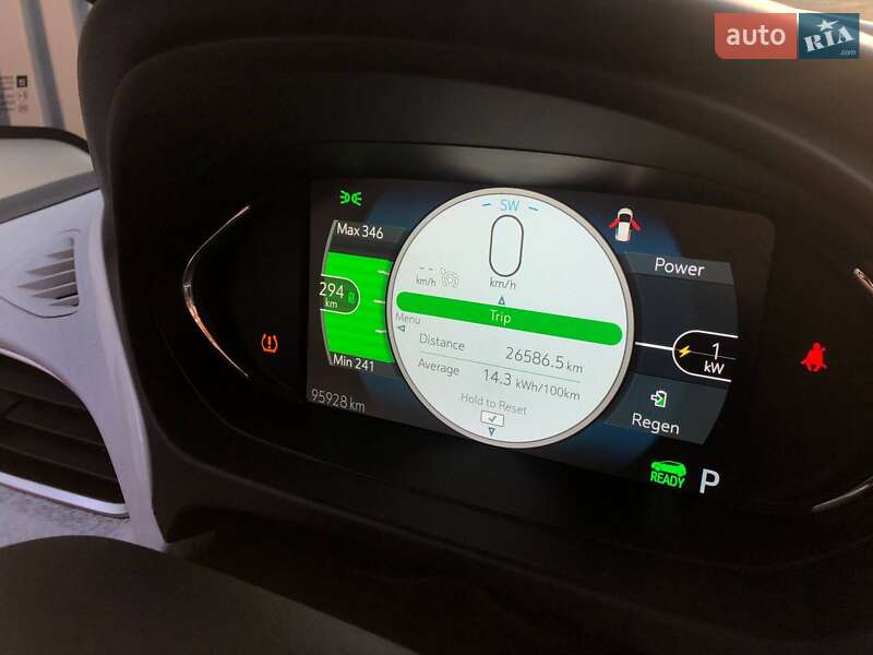 Хетчбек Chevrolet Bolt EV 2017 в Києві фото 22 Хетчбек Chevrolet Bolt EV 2017 в Києві