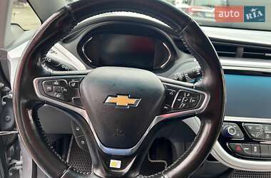 Хэтчбек Chevrolet Bolt EV 2018 в 
