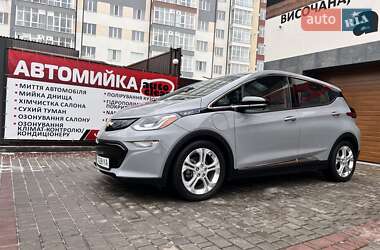 Хэтчбек Chevrolet Bolt EV 2018 в 