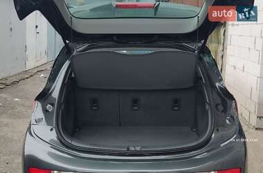 Хэтчбек Chevrolet Bolt EV 2019 в 