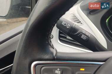 Хэтчбек Chevrolet Bolt EV 2019 в 