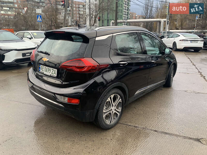 Хэтчбек Chevrolet Bolt EV 2018 в Днепре
