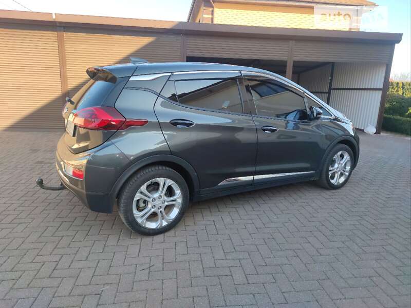Хэтчбек Chevrolet Bolt EV 2020 в Днепре