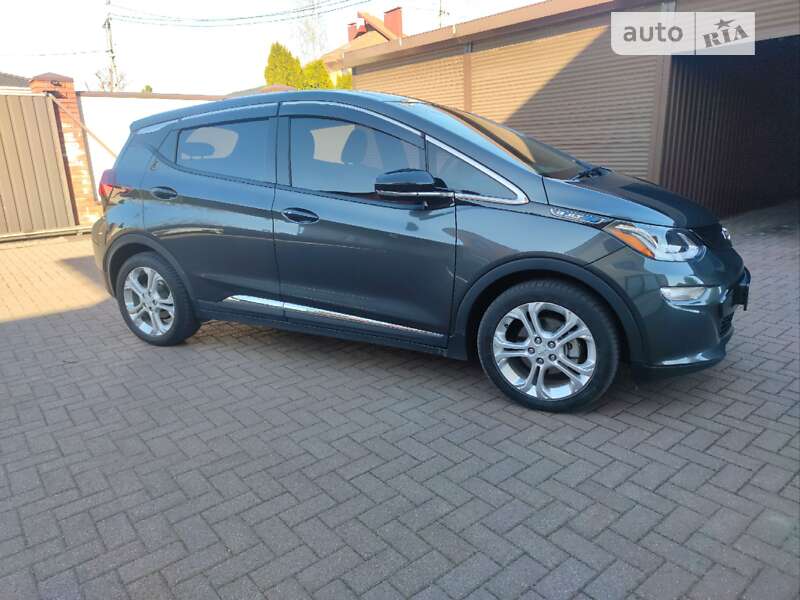 Хэтчбек Chevrolet Bolt EV 2020 в Днепре