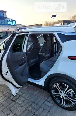 Хэтчбек Chevrolet Bolt EV 2017 в 