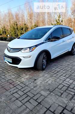 Хэтчбек Chevrolet Bolt EV 2017 в 