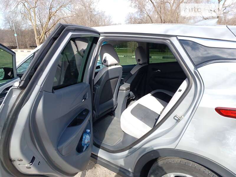 Хэтчбек Chevrolet Bolt EV 2020 в Днепре