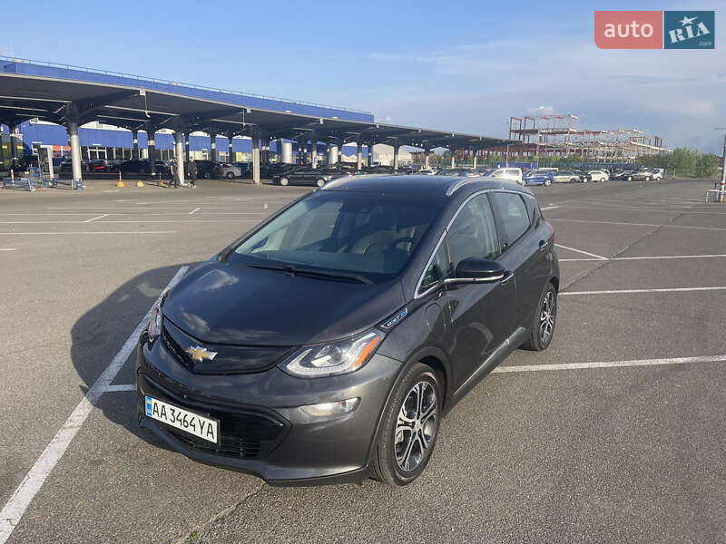 Хэтчбек Chevrolet Bolt EV 2018 в Киеве фото 7 Хэтчбек Chevrolet Bolt EV 2018 в Киеве