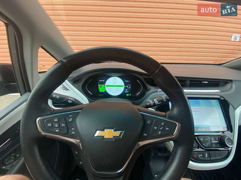 Хэтчбек Chevrolet Bolt EV 2021 в Киеве