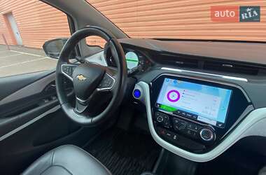 Хетчбек Chevrolet Bolt EV 2021 в 