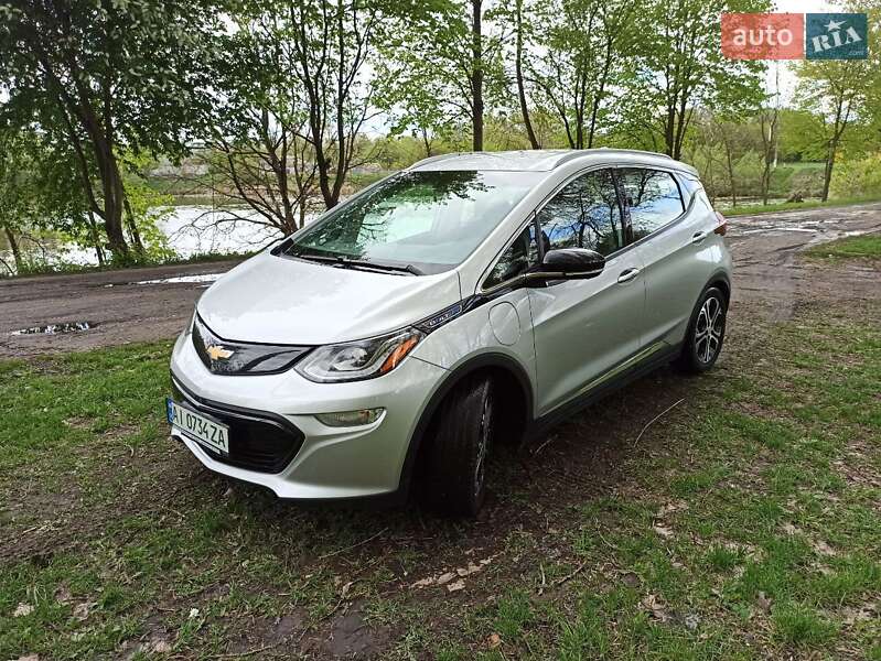 Хэтчбек Chevrolet Bolt EV 2017 в Сквире