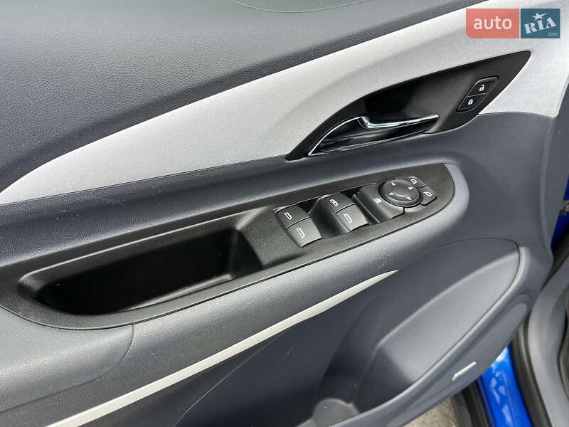 Хетчбек Chevrolet Bolt EV 2020 в Вінниці