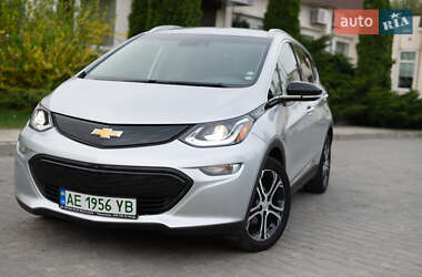 Хэтчбек Chevrolet Bolt EV 2017 в 