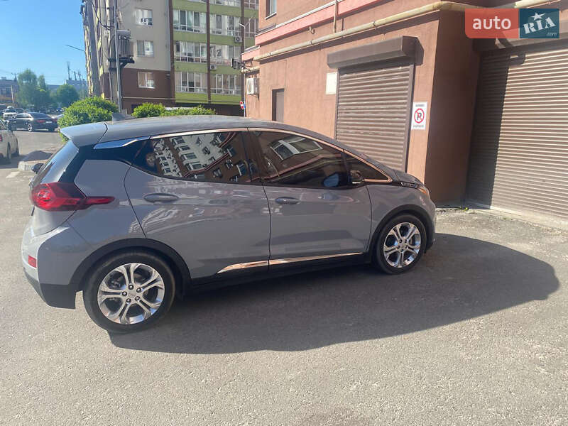 Хетчбек Chevrolet Bolt EV 2021 в Києві фото 5 Хетчбек Chevrolet Bolt EV 2021 в Києві