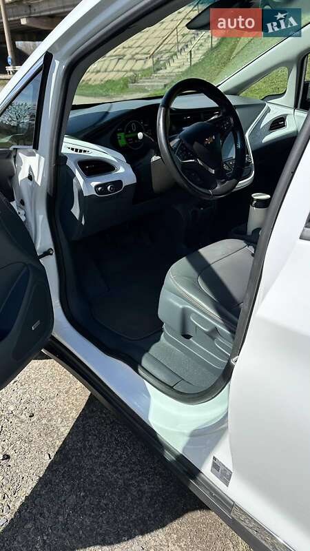 Хэтчбек Chevrolet Bolt EV 2020 в Кривом Роге