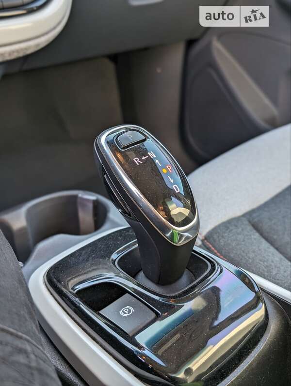Хэтчбек Chevrolet Bolt EV 2019 в Ровно