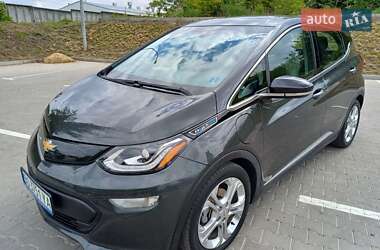 Хэтчбек Chevrolet Bolt EV 2017 в 