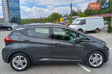 Хэтчбек Chevrolet Bolt EV 2017 в 