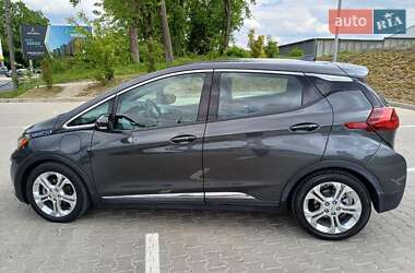 Хэтчбек Chevrolet Bolt EV 2017 в 