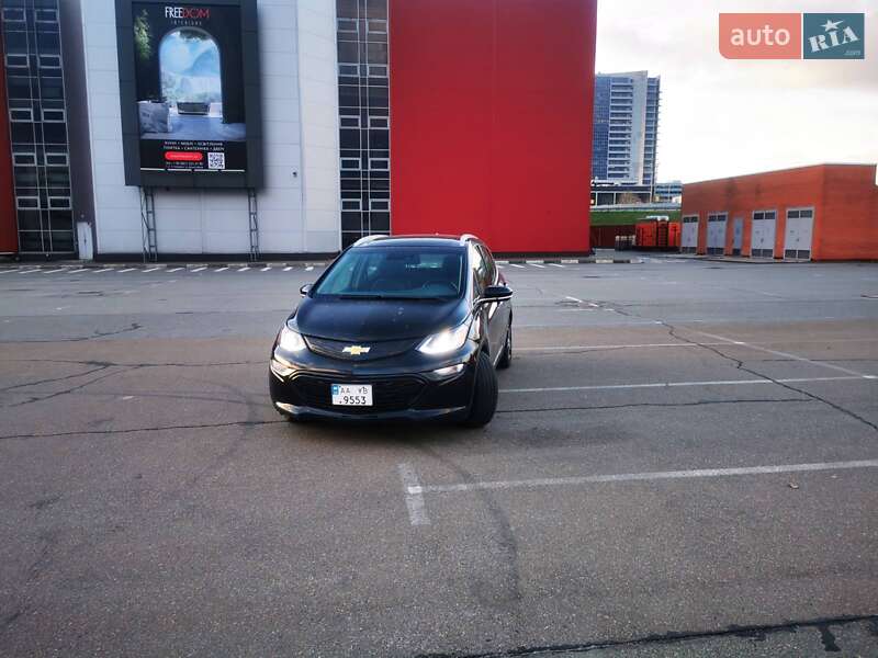 Хэтчбек Chevrolet Bolt EV 2018 в Киеве