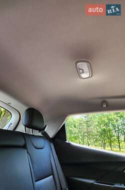 Хэтчбек Chevrolet Bolt EV 2023 в 