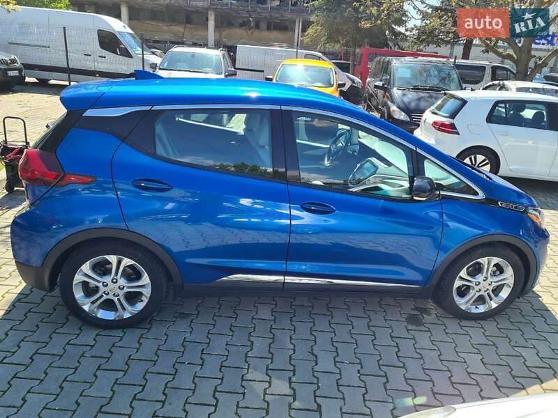 Хэтчбек Chevrolet Bolt EV 2017 в Черновцах