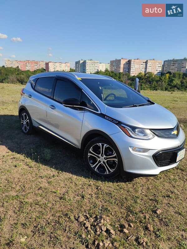Хэтчбек Chevrolet Bolt EV 2017 в Запорожье