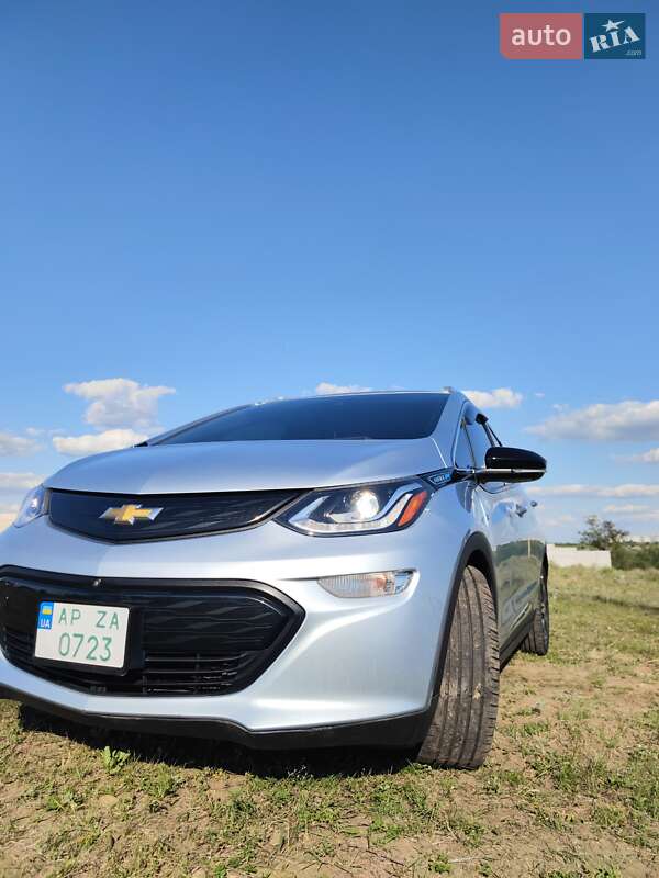 Хэтчбек Chevrolet Bolt EV 2017 в Запорожье