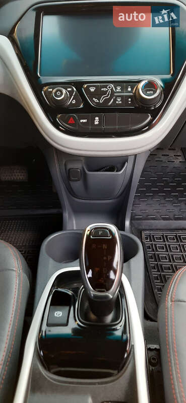 Хэтчбек Chevrolet Bolt EV 2017 в Виннице
