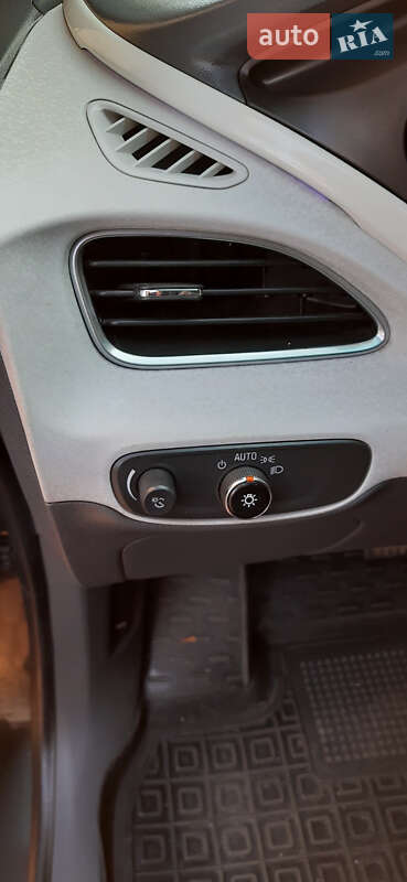 Хэтчбек Chevrolet Bolt EV 2017 в Виннице