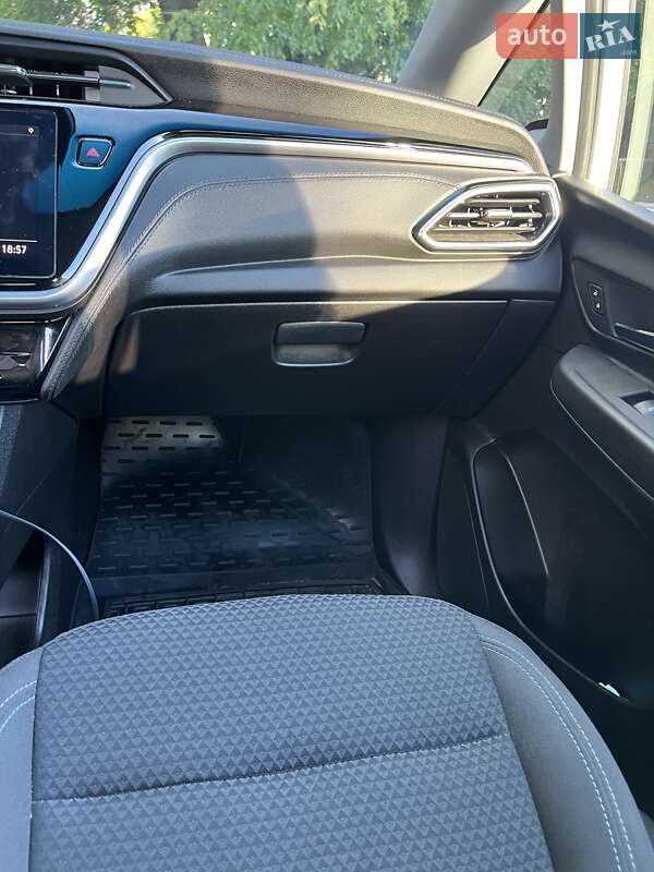 Хетчбек Chevrolet Bolt EV 2022 в Полтаві