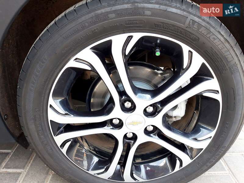 Хэтчбек Chevrolet Bolt EV 2020 в Полтаве