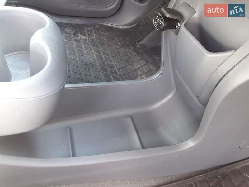 Хэтчбек Chevrolet Bolt EV 2020 в Киеве фото 7 Хэтчбек Chevrolet Bolt EV 2020 в Киеве