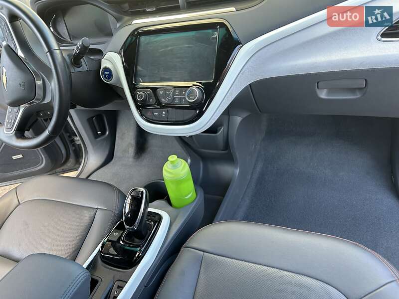 Хэтчбек Chevrolet Bolt EV 2020 в Золочеве