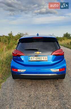 Хэтчбек Chevrolet Bolt EV 2017 в 