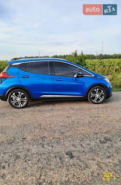 Хэтчбек Chevrolet Bolt EV 2017 в 