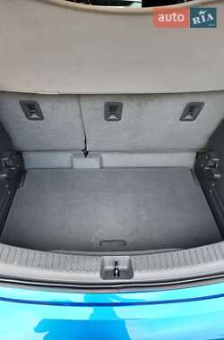Хэтчбек Chevrolet Bolt EV 2017 в 