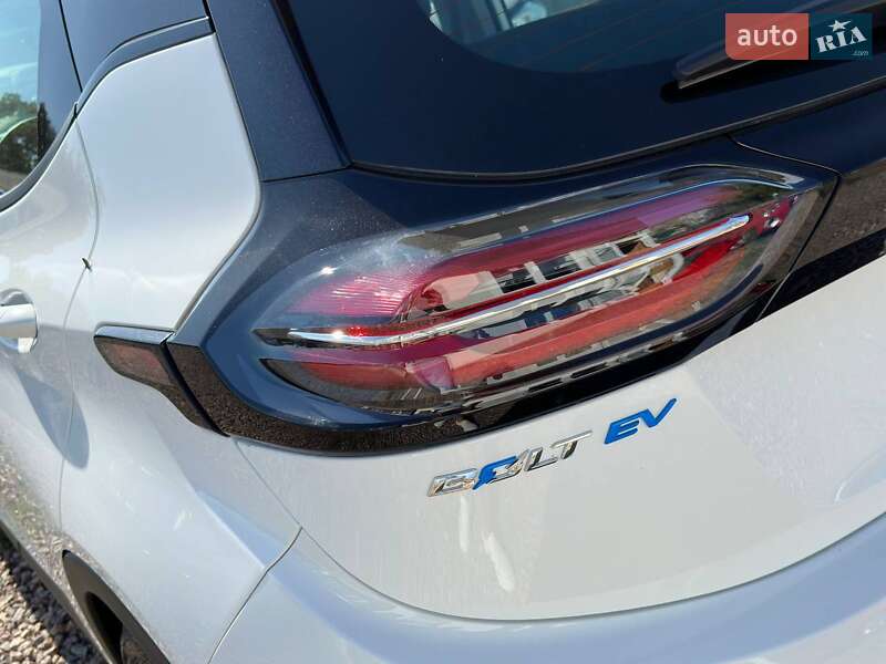 Хэтчбек Chevrolet Bolt EV 2023 в Одессе