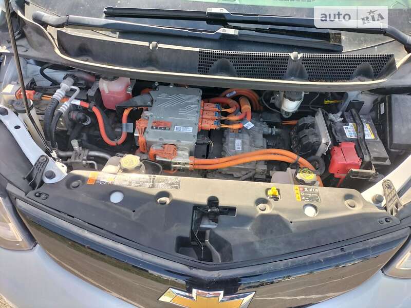 Хэтчбек Chevrolet Bolt EV 2020 в Виннице