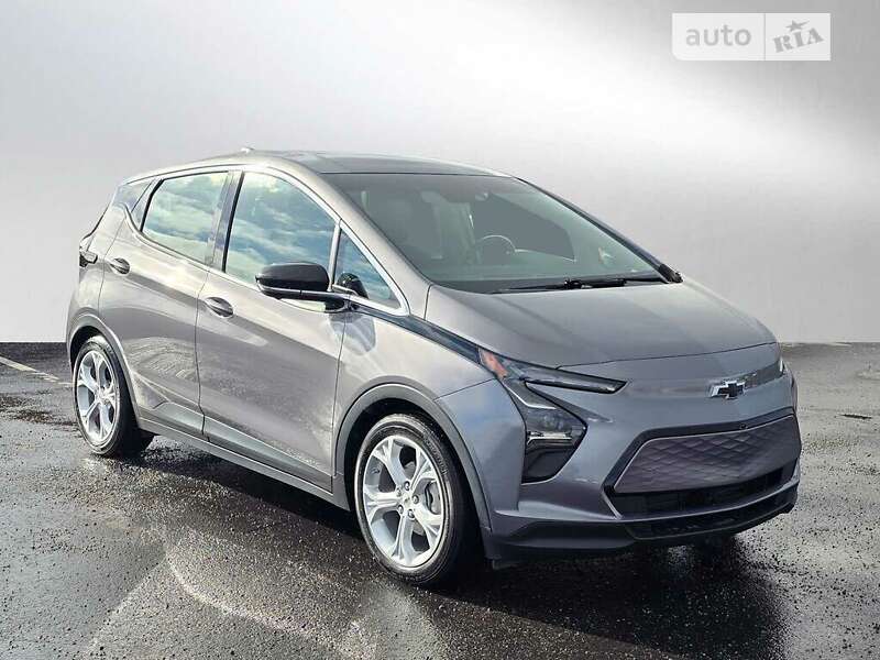 Хэтчбек Chevrolet Bolt EV 2023 в 